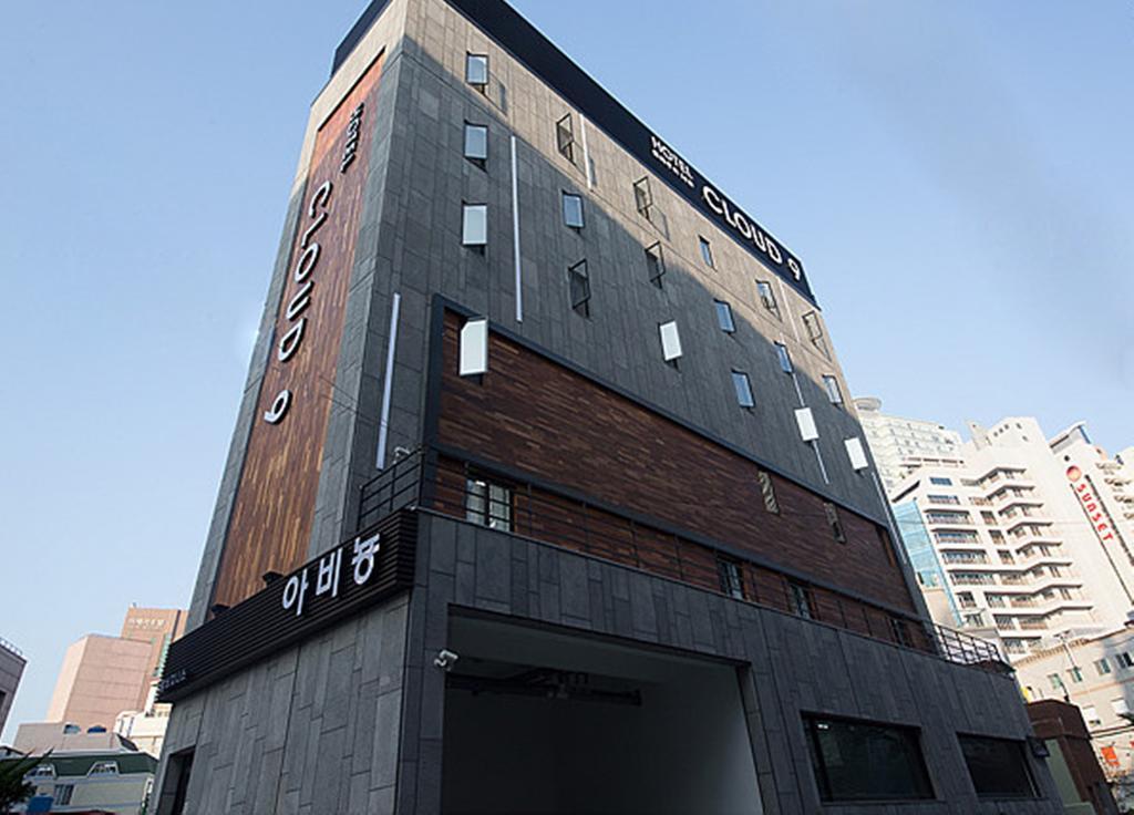 Hotel Cloud 9 Пусан Экстерьер фото